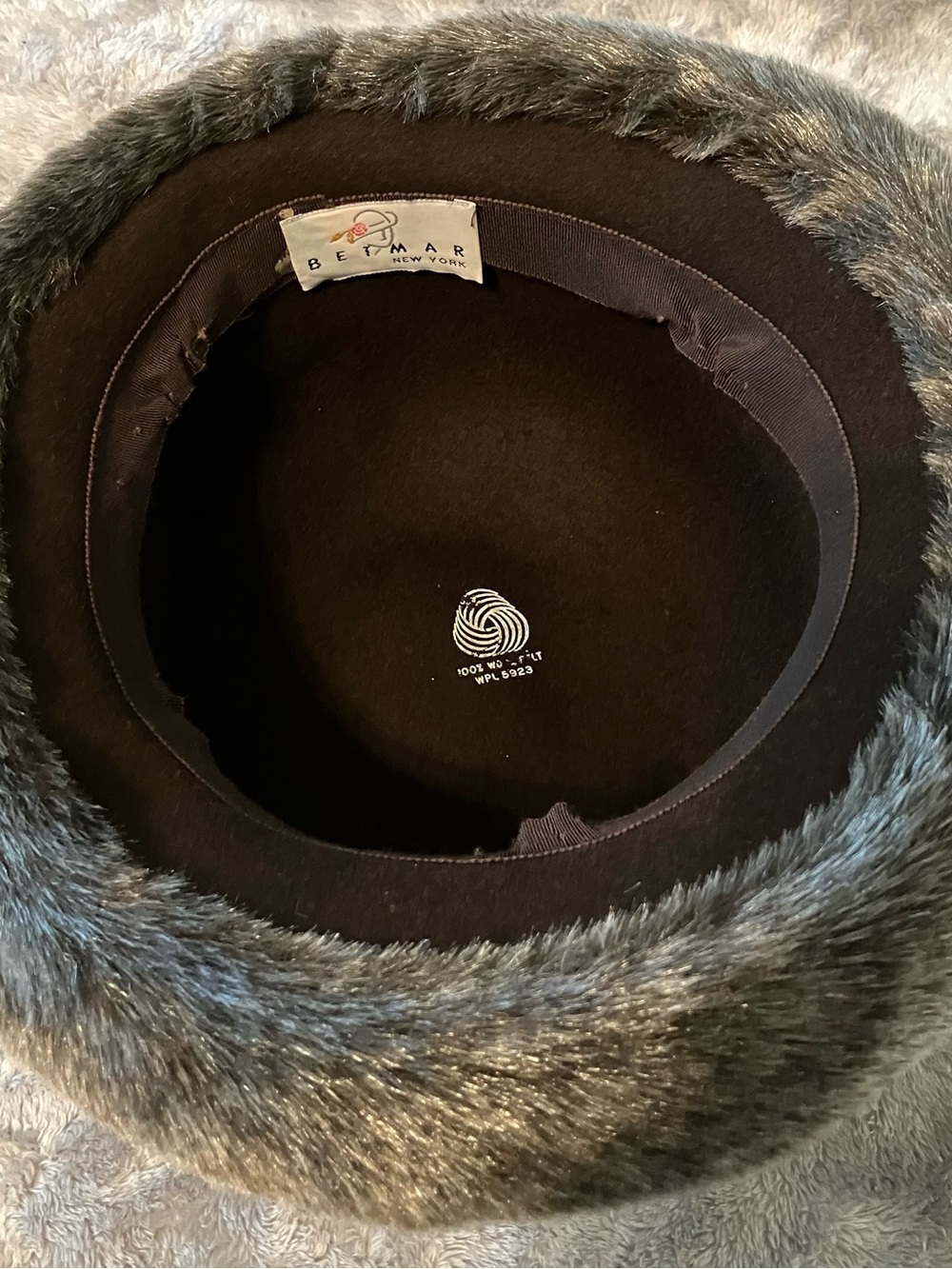 Vintage Betmar New York Women’s Wool Felt Cloche Hat - Picture 5 of 7